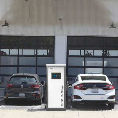 Hotelparken Elektroauto-Ladegerät 120KW CCS bis GBT Schnellladung mit IP54 Schutz