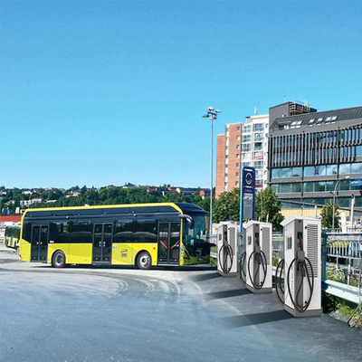 Hotelparken Elektroauto-Ladegerät 120KW CCS bis GBT Schnellladung mit IP54 Schutz