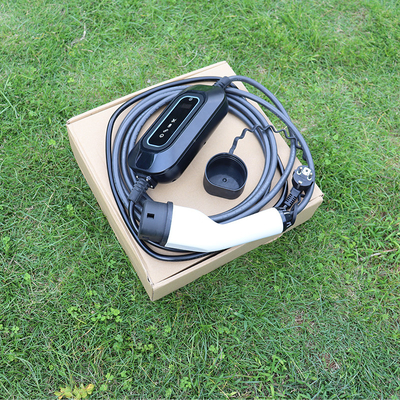 3.5kw Ebene 2 EV Portable Charger Stecker Ladevorgang 16A Ausgangsstrom für den Außenbereich