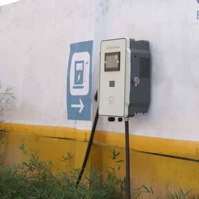 RS485 Punkt-zu-Punkt-Kommunikation 30kW Gleichstrom-Schnellladegerät Stufe 3 für Shenzhen-Ladestelle
