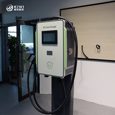 Gleichstrom-Wallbox-Ladegerät 30kW 40kW Autos CCS 40A Fast EV-Ladegerät 600V Netzfrequenz 50Hz