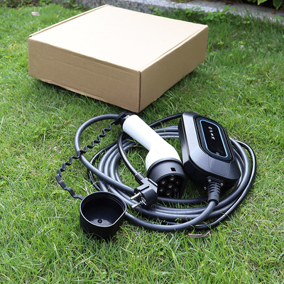 3.5KW Level 2 Portable EV Charger Station Typ 2 IEC 62196 Einstellbar 8-32A Wechselstrom Leckage Typ B RCD 30mA 6mA für Zuhause